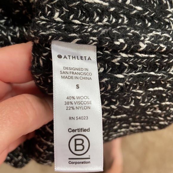 NWT Athleta Sierra Crew Sweater - Picture 6 of 6
